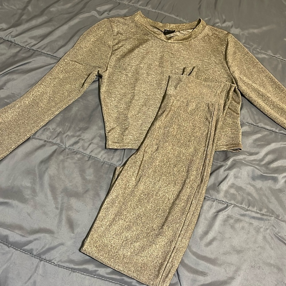 2 Piece Set